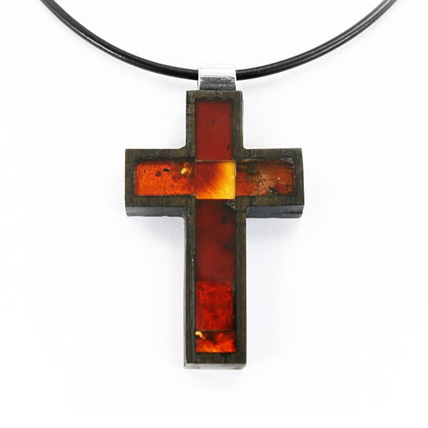Wisiorek krzyżyk Galeria bursztyn Tadeusz Dobkowski czarny dąb srebro amber 5725.jpg