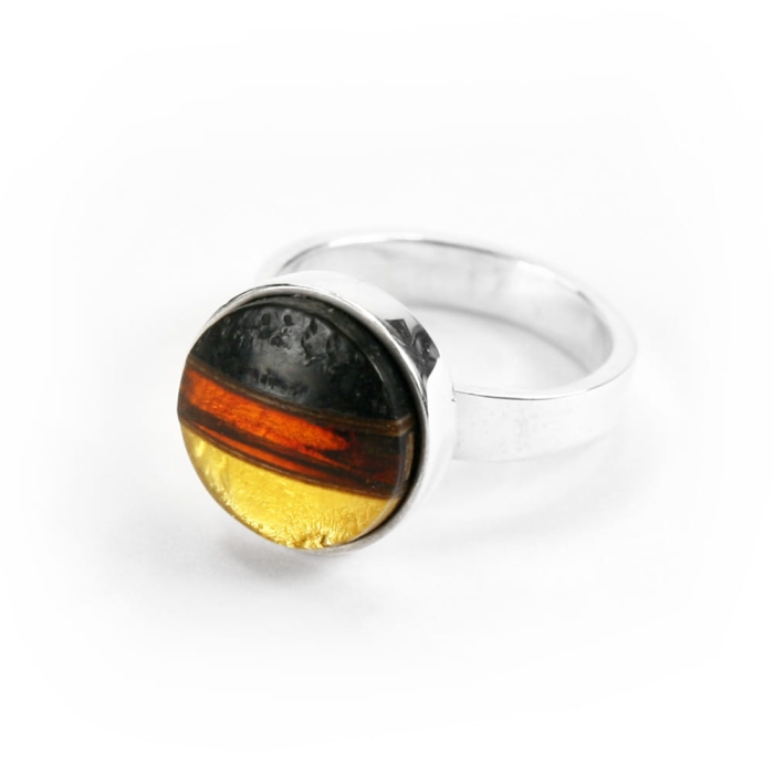 Pierścionek srebrny okrągły bursztyn czarny dąb amber wood silver Galeria Bursztyn Tadeusz Dobkowski 6420.jpg