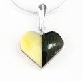 Wisiorek serce z żółtym bursztynem, srebrem i czarnym dębem  3842