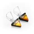Kolczyki , zapięcie angielskie, srebro 925,  bursztyn bałtycki, czarny dąb, trójkąt  6850