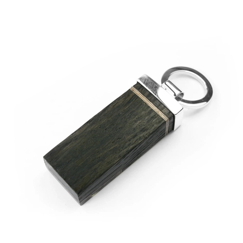 Brelok, pendrive 32GB z bursztynem, srebrem i czarnym dębem 7155.jpg